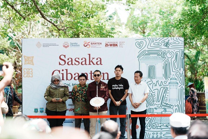 Resmikan Monumen, Menbud Hadirkan Nilai-nilai Kemanusiaan dalam Sejarah