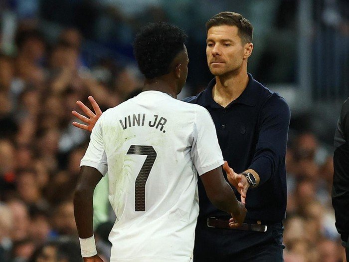 Xabi Alonso Tanggapi Amarah Vinicius: Di Balik Emosi di El Clasico