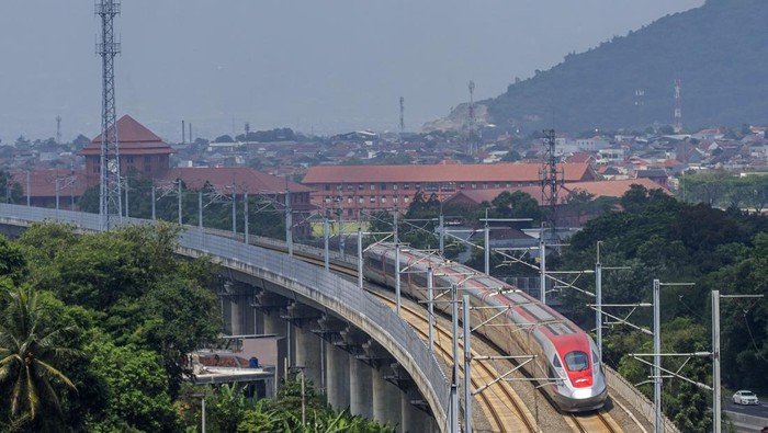 Proyek Whoosh Berpotensi Jadi Tumpuan Kasus, KPK Siap Tindak!