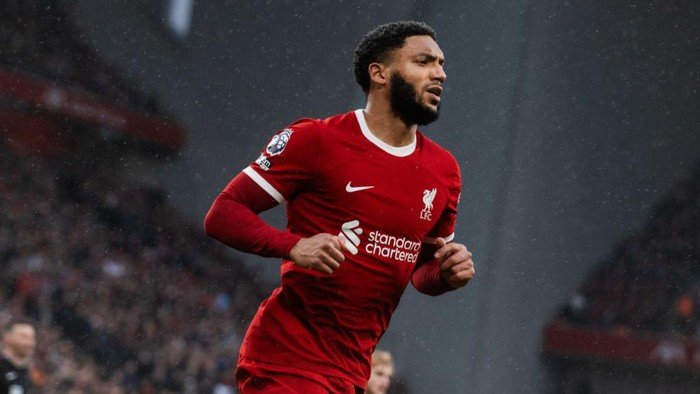 Liverpool Terkejut, Joe Gomez Jadi Bulan-bulanan di Crystal Palace!