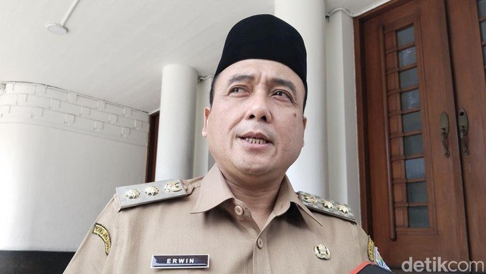 Wawalkot Bandung Erwin Diperiksa, Kekuatan Hukum Tegak di Depan?