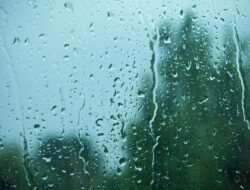 Cuaca Extrem Hari Ini: Hujan Ringan Menyapa Jakbar-Jakpus-Jaksel