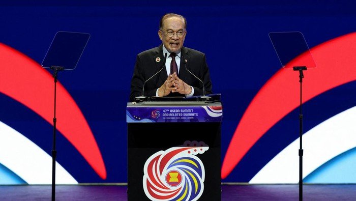 Dari Anwar Ibrahim Sakit Usai KTT ASEAN dan APEC, Timbul Pertanyaan Besar tentang Kinerja Pimpinan Asia Tenggara