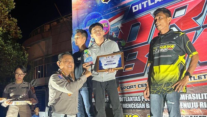 Balapan Liar Riau Mulai Berkurang, Drag Bike Polda Jadi Solusinya?