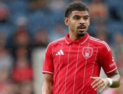 Dua Gol dari Tendangan Sudut MU, Nottingham Forest Terpaksa Relaikan Poin di Kandang Sendiri!