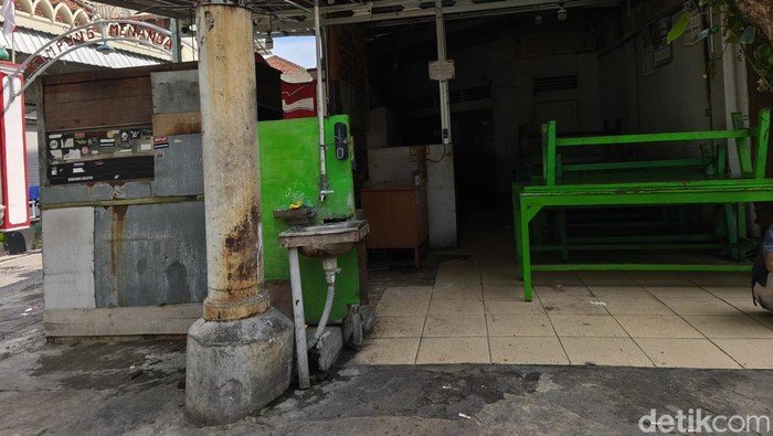 Pemilik Bakso Viral di Solo: Klaim Tak Nonhalal, Terima Kasih atas Perhatian!