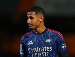 William Saliba Akui Tergoda Tawaran Real Madrid, Tapi Fans Arsenal Bereaksi Kuat