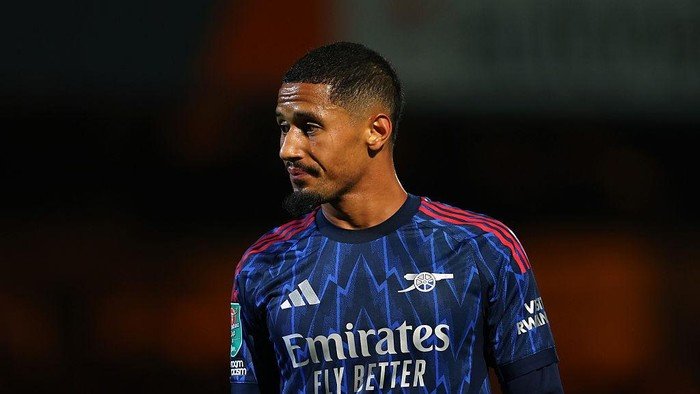 William Saliba Akui Tergoda Tawaran Real Madrid, Tapi Fans Arsenal Bereaksi Kuat