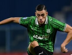 Jay Idzes Dapat Rating Buruk dalam Kekalahan Sassuolo Kontra Genoa