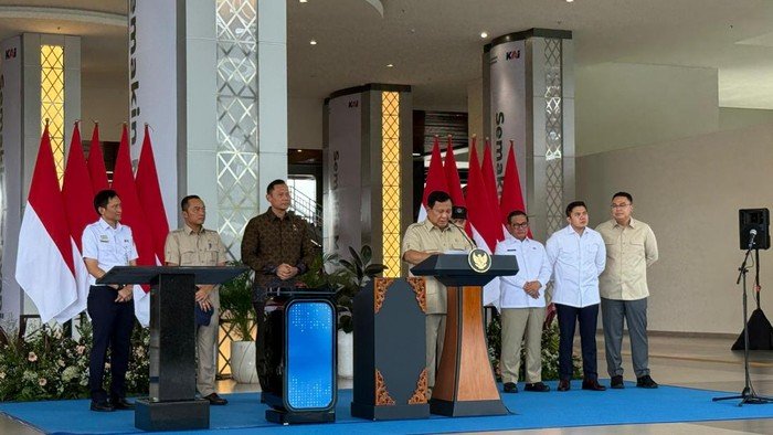 Prabowo: Whoosh Jangan Dipolitisasi, Jangan Menari di Gendang Orang