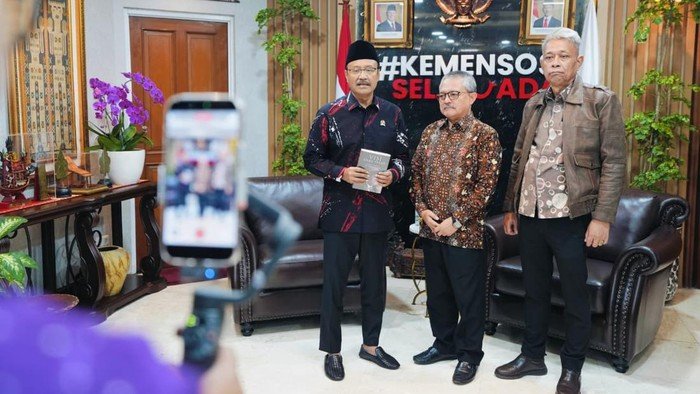 Kemensos Gandeng Perpusnas Bangun Perpustakaan Modern di Sekolah Rakyat - Update 3