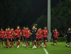 “VAR di Piala Dunia U-17 2025: Apakah Waktu Indonesia untuk Berbenah?”