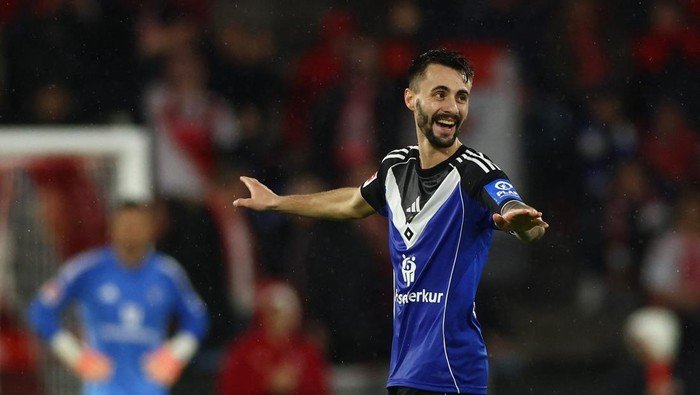 Pemain Pinjaman Arsenal 2 Kartu Merah dalam 6 Laga, Apakah Ini Akhir dari Kariernya?