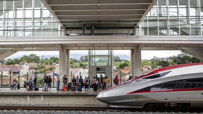Prabowo-Gagas Kereta Cepat Banyuwangi, Dasco: Jogja Harus Terhubung!