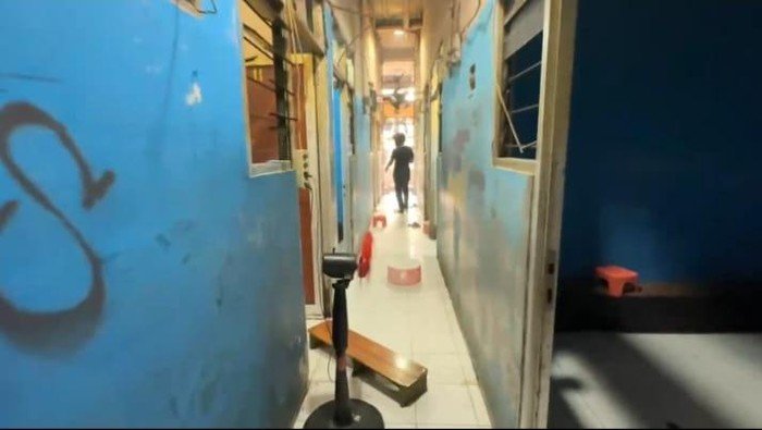 Gempuran BNN di Kampung Bahari: Dari Kos Oranye Hingga Tempat Narkoba Tersembunyi Tertangkap!