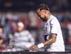 Bukan Jalan Pulang yang Indah buat Neymar: Ketika Pemain Bintang Terhempas dalam Krisis Karier