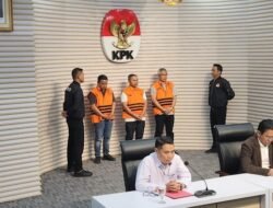 Permainan KPK Terang-terangan, Gubernur Riau Ditangkap Senin Baru Umumkan Status Hari Ini