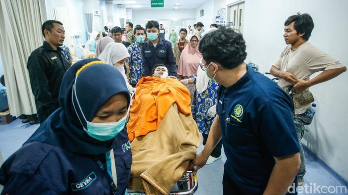 Sedihnya Ortu Korban Ledakan SMAN 72 Kelapa Gading: Kok Bisa Lagi Salat - Update 3