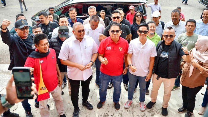 **Andre Rosiade Optimis Terpilih sebagai Ketua Asprov PSSI Sumbar**