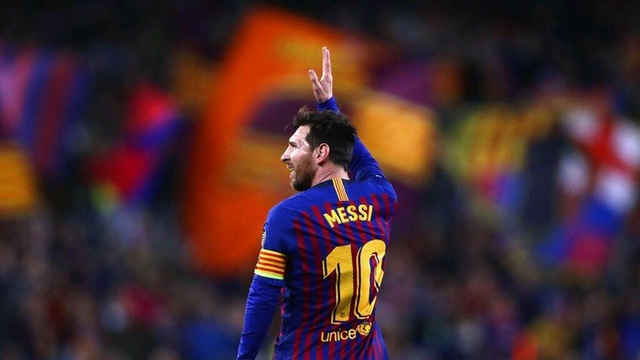 Semua Mata Terfokus pada Messi di Camp Nou: Bintang Kembali, Harapan Muncul