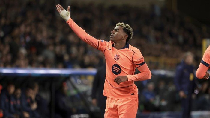 David Raya Ungkap Persamaan Lamine Yamal dan Max Dowman yang Memprihatinkan