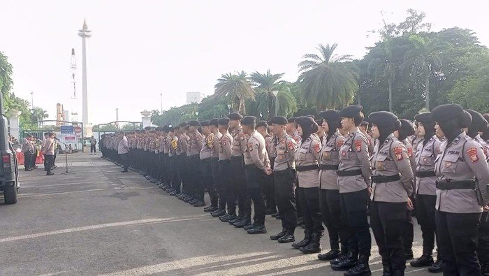 **Ribuan Personel Siagakan, Demo Buruh Siap Berlangsung di Monas**