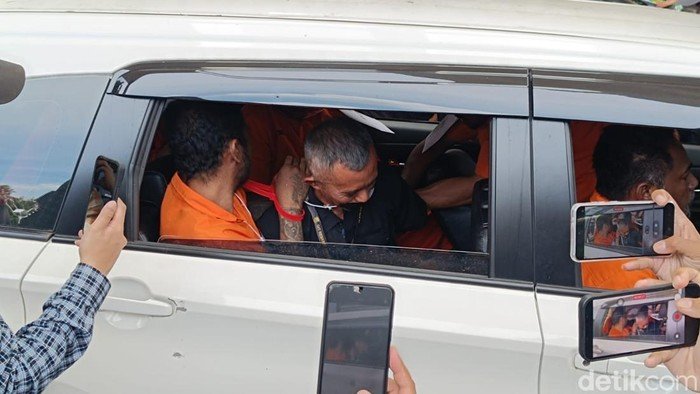 Adegan Pelat Mobil Dilakban dalam Reka Ulang Kacab Bank Diculik, Momen yang Mengagetkan!