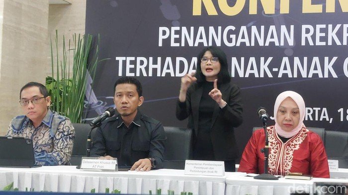 Rencana Teror di DPR: Densus 88 Ungkap Tersangka yang Merekrut Anak untuk Aksi Mengerikan