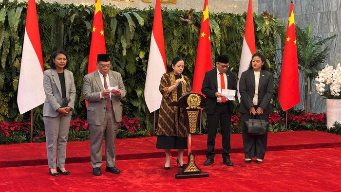 **Pemerintah Belum Tetapkan Bencana Nasional, Puan Minta Fokus Kirim Bantuan**