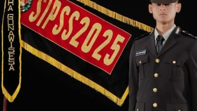 “Tangis Petani Berubah Menjadi Kebanggaan: Kisah 2 Anak Desa yang Menjadi Perwira Polri Terbaik”