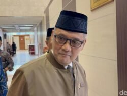 “Persiapan Haji Dibahas Tertutup, Menhaj Bersama Komisi VIII DPR: Ada Apa di Baliknya?”