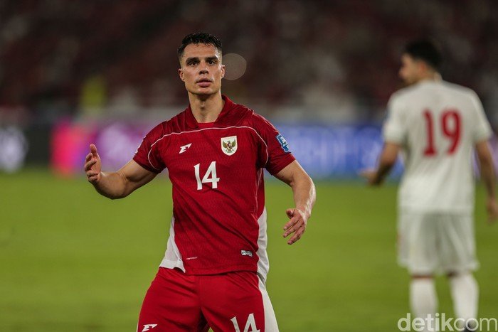 **Andai Joey Pelupessy Gabung Persib Bandung**, Apakah Ini Awal dari Era Baru Persib?