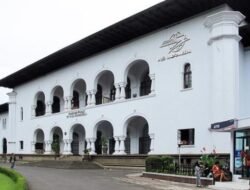 “PosIND Gugat 2 Mitra Bansos Rp 65 M, PN Jakbar Hasilkan Keputusan Mengejutkan”