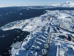 **PM Nielsen Tegaskan Kemerdekaan Greenland Saat Trump Gencar Ingin Kuasai: “Ini Negara Kami!”**