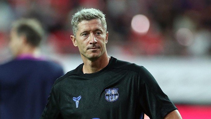 **Lewandowski Diperingatkan: Akan Kesulitan jika Gabung Milan**