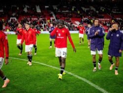 MU dalam Kebuntuan: ‘Babak Belur’ Sebelum Boxing Day, Apakah Ini Akhir Zaman? #MU #BoxingDay #PremierLeague