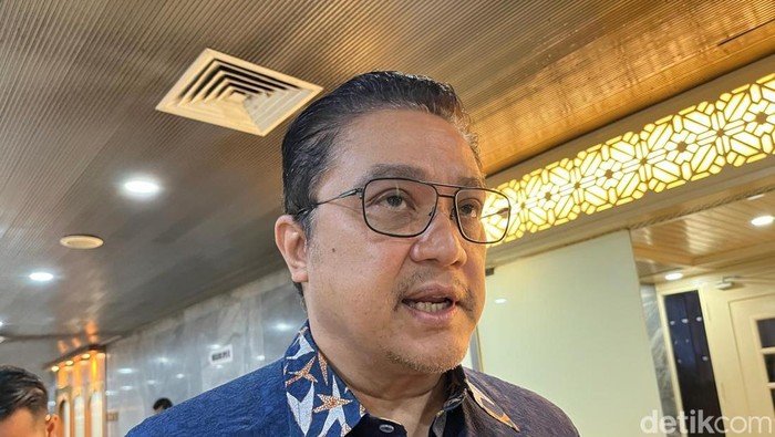 Wagub Babel Tersangka, Komisi II DPR: Jika Ragu Cukup Pakai Ijazah SMA - Update 2