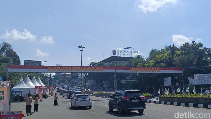 Libur Natal, Jelang Puncak Bogor, Polisi Terapkan One Way Jakarta!
