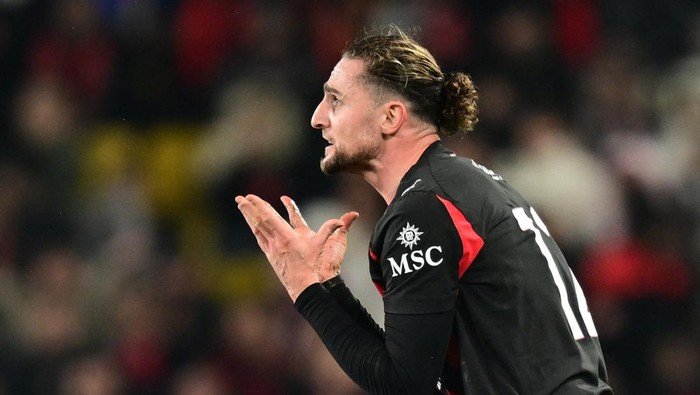 Milan Tertangkap Rabiot, Remehkan Tim Kecil, Fans Beri Peringatan!