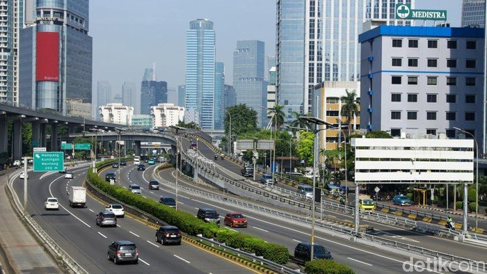 1 Juta Kendaraan Naik Turun Jakarta Natal, Dishub DKI Bocorkan Rute yang Paling Sibuk