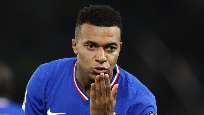 Leboeuf: Mbappe Belum Selevel Zidane, Apakah Ini Diskriminasi Generasi?