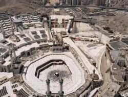 “Tragedi Mengerikan di Masjidil Haram: Pria Nyaris Lompat dari Atas, Askar Terluka”
