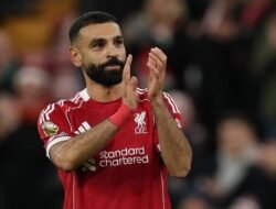**Mohamed Salah dan Anak-Anaknya Ucapkan Selamat Natal, Liverpool Fans Bersorak!**
