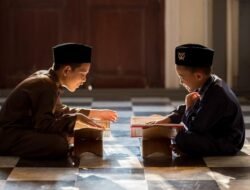 Peluang dan Tantangan Pesantren Menyongsong Indonesia Emas 2045 – Update 2