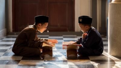 Peluang dan Tantangan Pesantren Menyongsong Indonesia Emas 2045 – Update 2