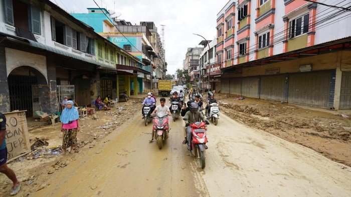 Status Darurat 24 Daerah Sumatera, Apa yang Terjadi?