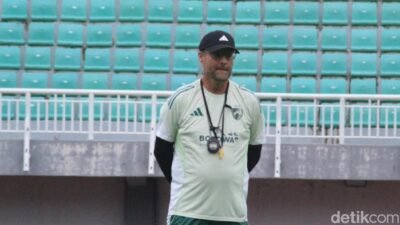 Di Depan Gawang Persib, PSM Asah Teknik dan Mental Juara