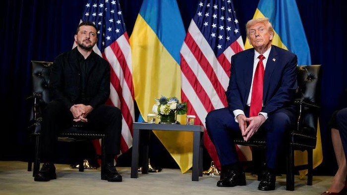 Zelensky Akan Bertemu Trump di Florida Besok, Bahas Perdamaian Ukraina - Update 3