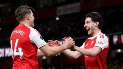 Kemenangan 2-1 atas Brighton, Arsenal Kembali ke Puncak Klasemen