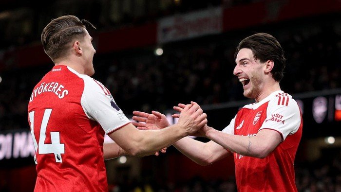 Kemenangan 2-1 atas Brighton, Arsenal Kembali ke Puncak Klasemen